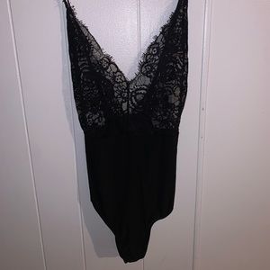 Boohoo black lace body suit, size large, NWT